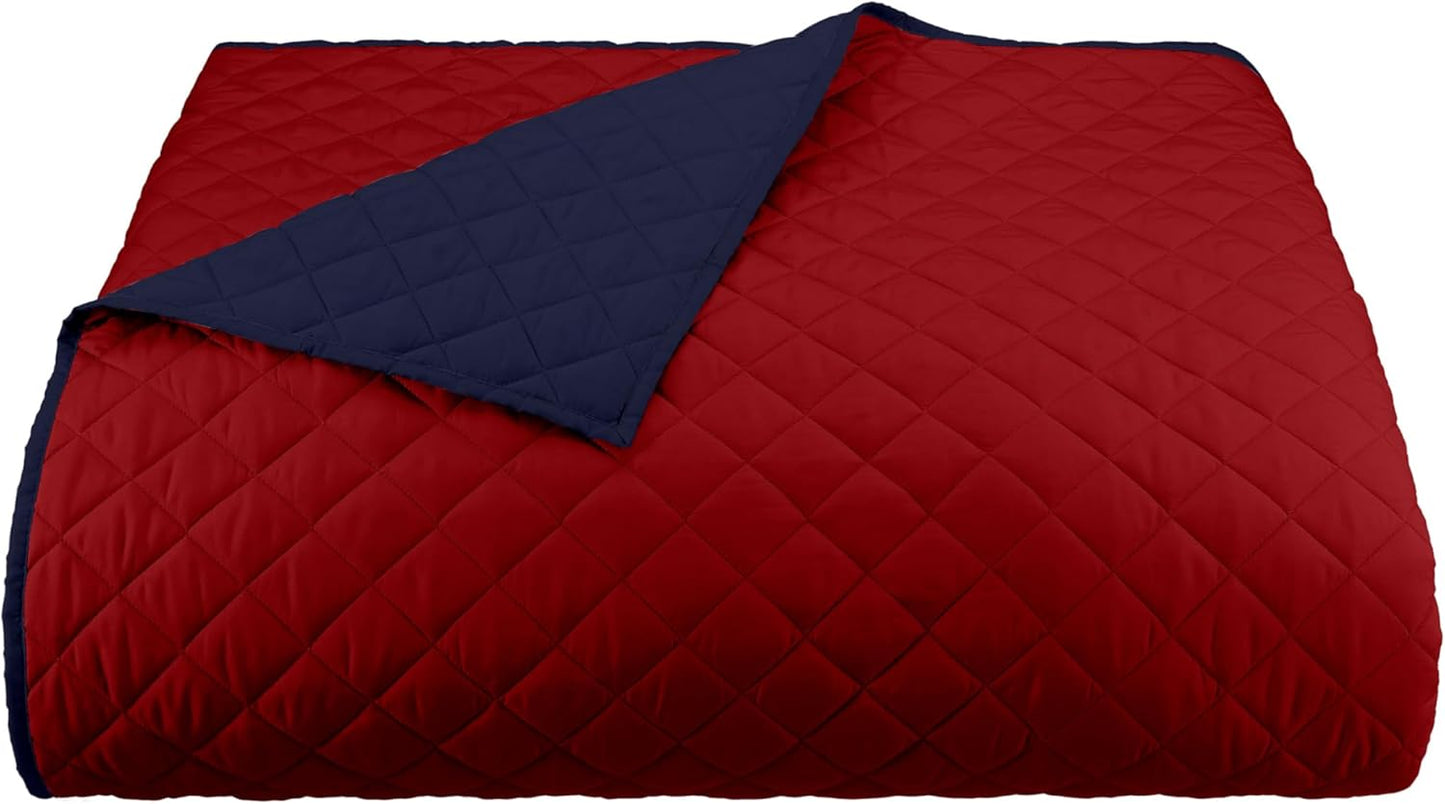 Martex Reversible Coverlet – Full Size Quilt – Queen Size Quilt - Lightweight Quilt Full Size– Durable Queen Size Quilts for Bed – Soft - Easy Care Bedding – Red/Navy