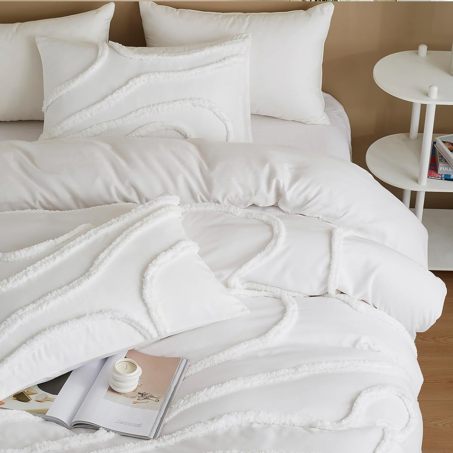 Cupocupa King Size Comforter Set;Beige Comforter Boho Tufted Lightweight Bedding Sets 3PCS Comforter Soft Jacquard Comforter with 2 Pillow Cases for All Season