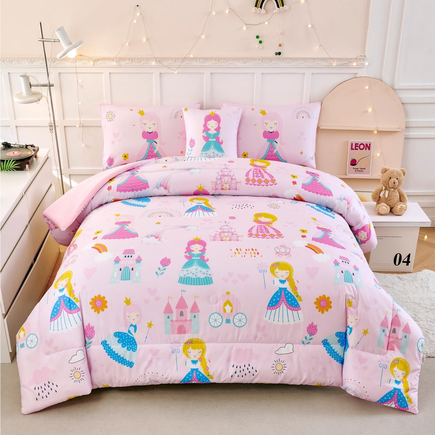 ANGIYUIN Pink Princess Queen Bedding Set Cartoon Rainbow Kids Bed Set Cute Fairy Tales Castle Bedding Set for Girls(1 Comforter, 1 Flat Sheet, 1 Fitted Sheet, 2 Pillowcases,1 Square Pillowcases)