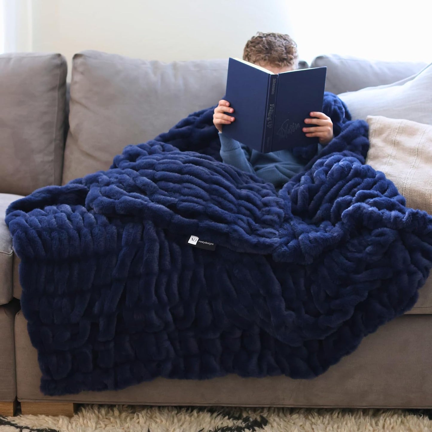 Minky Designs Midnight Horizon Minky Blanket – Ultra Soft Faux Fur Throw Blanket for Couch, Bed & Home – Fluffy, Warm & Luxurious – Chic Collection (Medium, 50x60)
