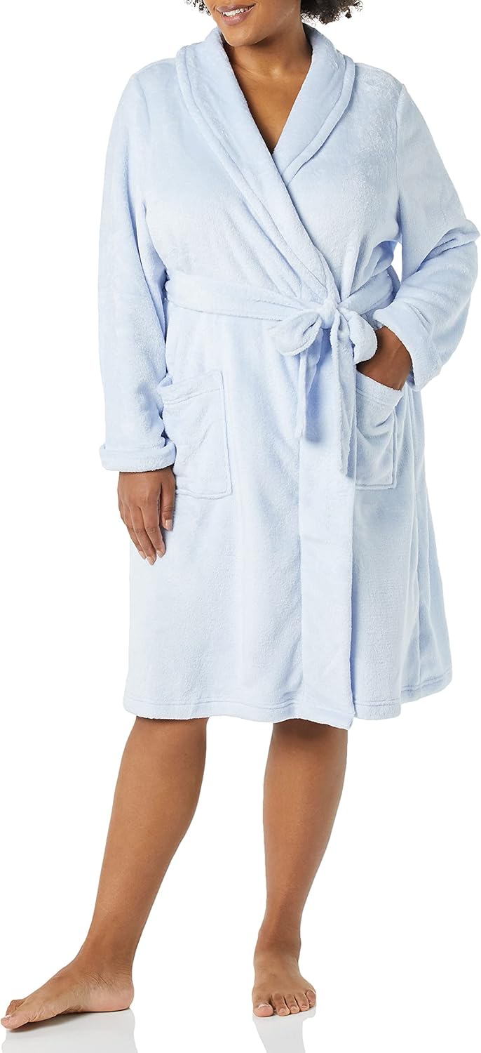 Amazon Essentials Women's Mid-Length Plush Robe (Available in Plus Size)