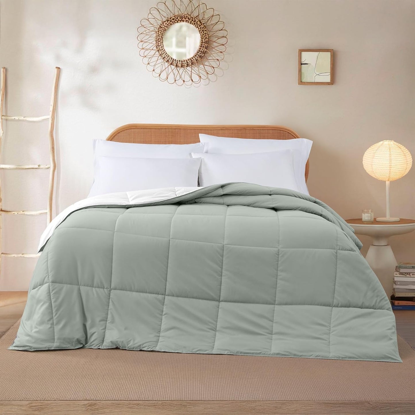 Modern Threads Down Alternative Reversible Comforter White/Gray Queen
