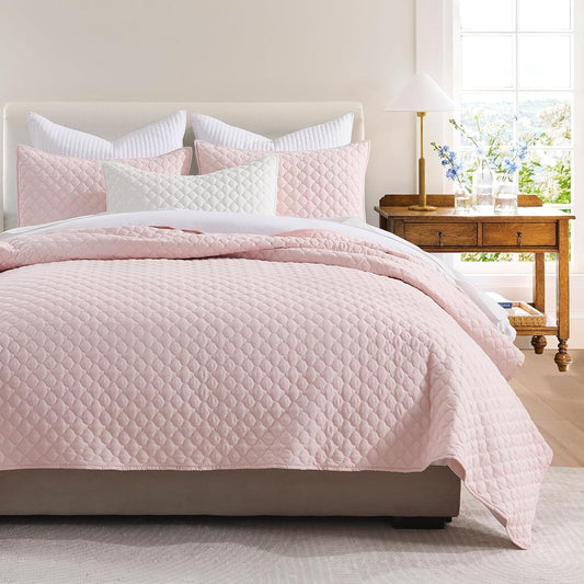 HORIMOTE HOME Quilt King Size Light Pink, Lightweight Quilt for Summer Ultra-Soft Microfiber Modern Style Quilted Clouds Pattern Bedspread Quit Set 3 Pieces(1 Quilt and 2 Pillow Shams)