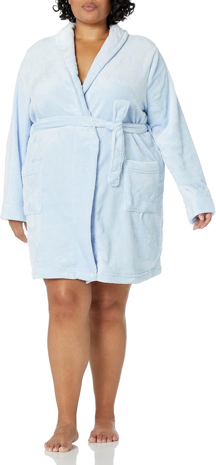 Amazon Essentials Women's Mid-Length Plush Robe (Available in Plus Size)