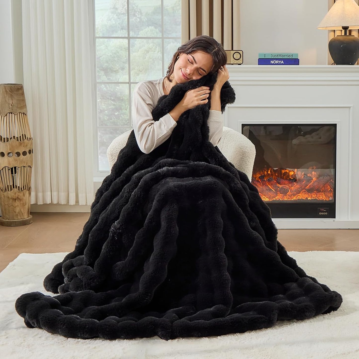 Fluffy Plush Faux Rabbit Fur Throw Blanket - Cozy, Fuzzy Bubble Blanket with Thick, Warm Decorative Fabric for Bed, Sofa (Queen Size 90''x90'', Black)