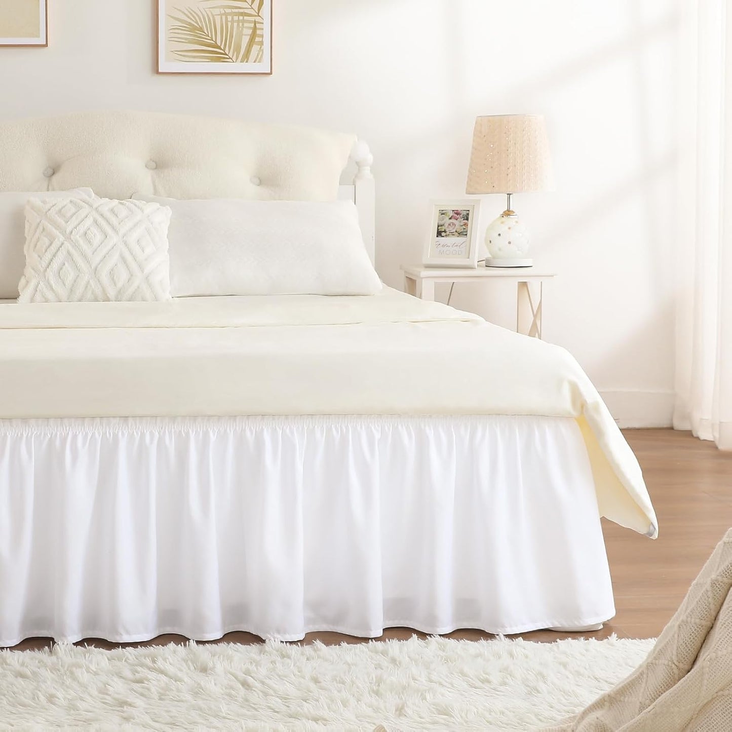 RIMELA Bed Skirt King Size White Bed Skirt 25 Inch Drop, Wrap Around Elastic Adjustable Bedskirt, Dust Ruffle for Bed Frame & Box Spring Soft Durable Fabric Machine Washable Easy to Install