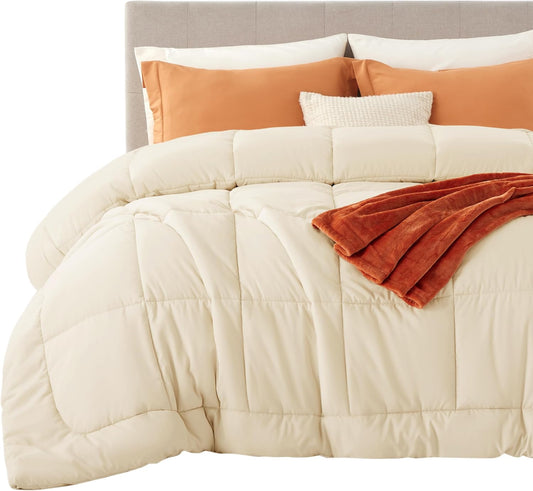 Bedsure Comforter Duvet Insert - Quilted Comforters King Size, All Season Duvet, GentleSoft Down Alternative Bedding, with 8 Tabs, Gifts for Women/Men, Cream,King 90 x 102 Inches