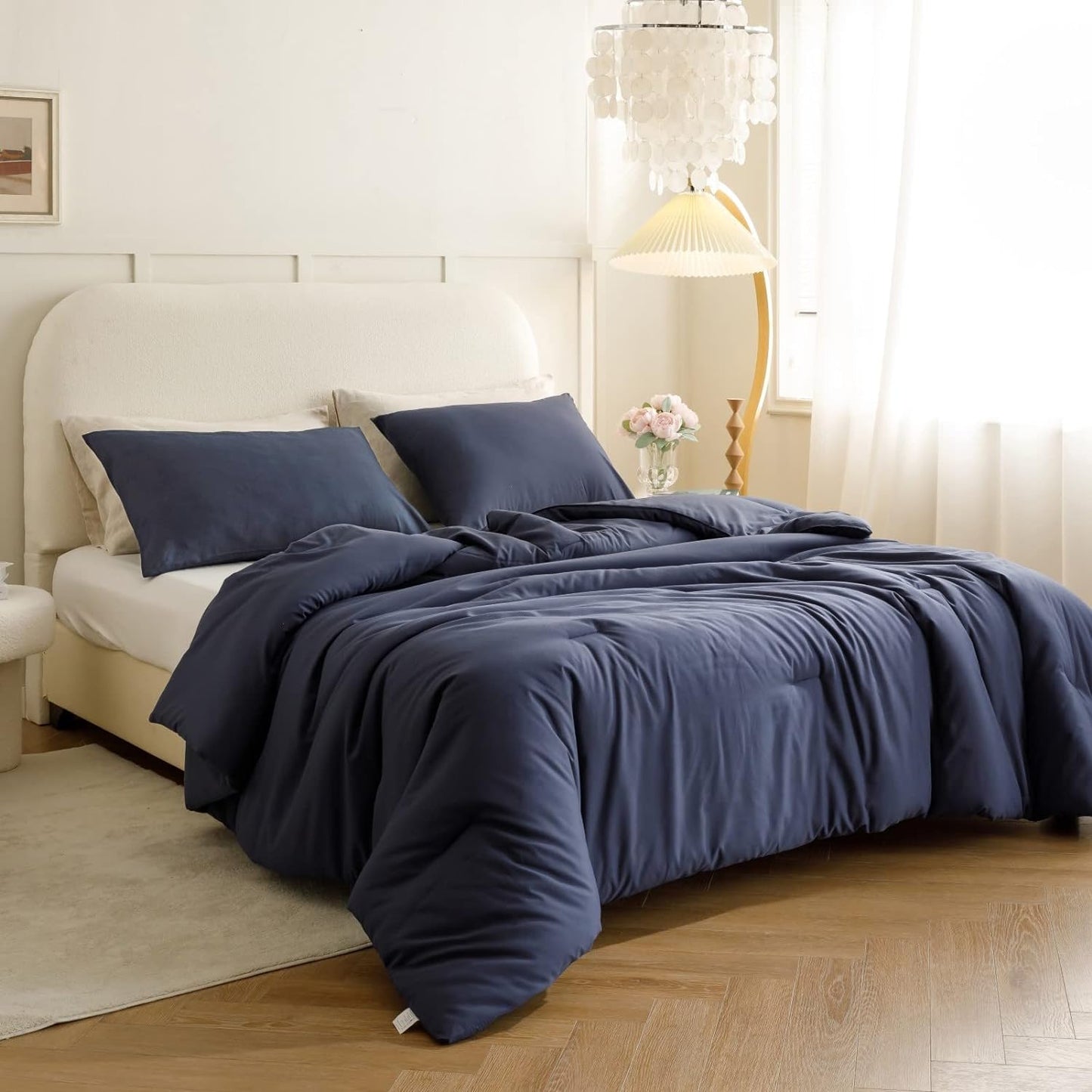 ROSGONIA Twin/Twin XL Comforter Set for College Boys Girls Navy Blue, 1 Blue Comforter & 1 Pillowcase, Lightweight Kids Comforter Soft Dorm Bedding