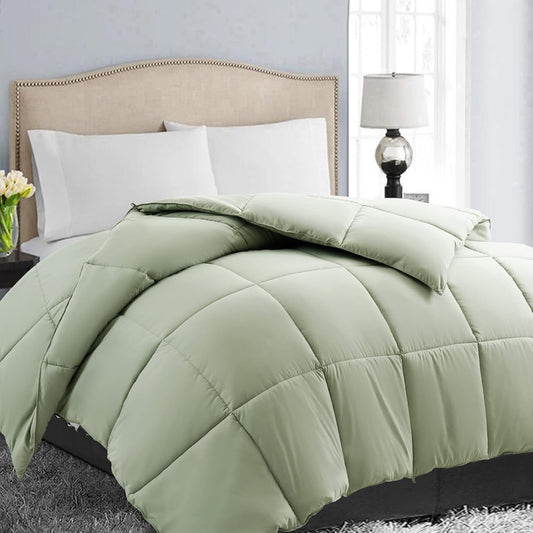 EASELAND California King Down Alternative Comforter - Quilted Duvet Insert for All Seasons, Soft Lightweight with Corner Tabs, Summer Winter Warm Bedding, Sage Green 96x104 Inches