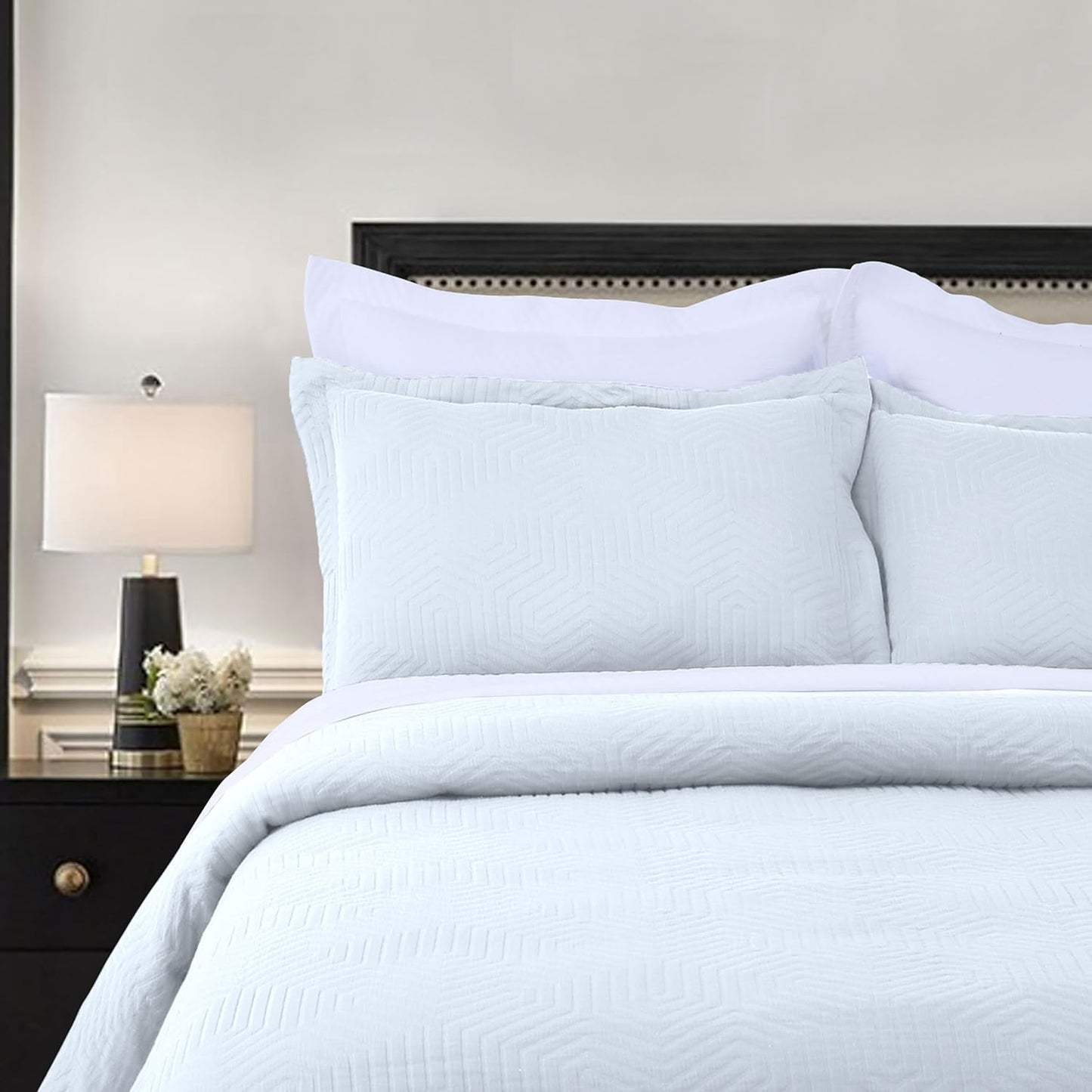 Threadmill Luxury Cotton Blankets for Twin Size Bed | All-Season 100% Cotton Twin Blanket for Bed | Aster Jacquard Lightweight, Soft & Cozy Coverlet, 350GSM, 68 x 90 inches | Light Blue