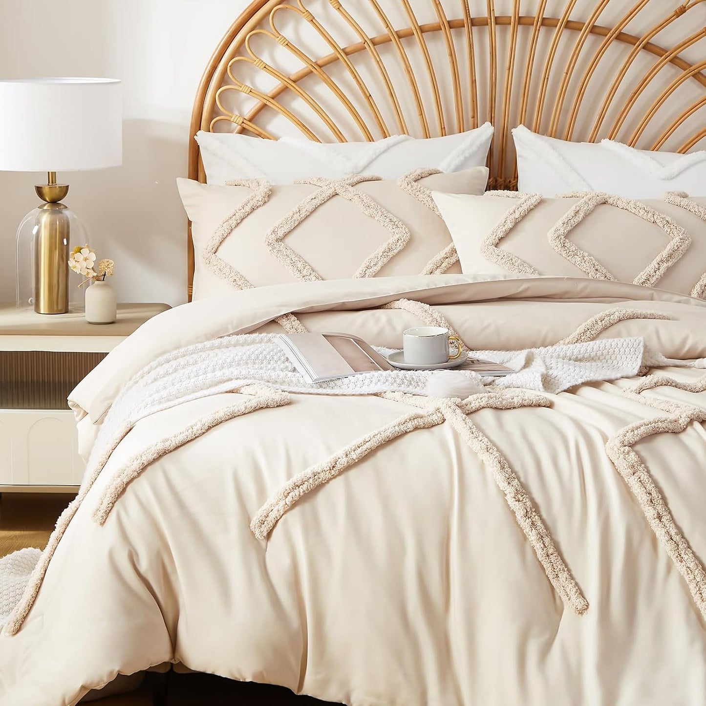 Cupocupa King Size Comforter Set;Beige Boho Tufted Lightweight Bedding Sets 3PCS Soft Jacquard Comforter with 2 Pillow Cases for All Season