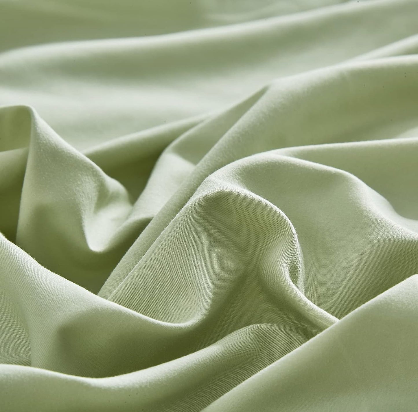 KAREVER Light Green Comforter Set Cal King Solid Sage Green Bedding Set Lightweight Women Soft Light Mint Green Blanket 3 PCs Men Durable Breathable Sage Green Bed Comforter Set