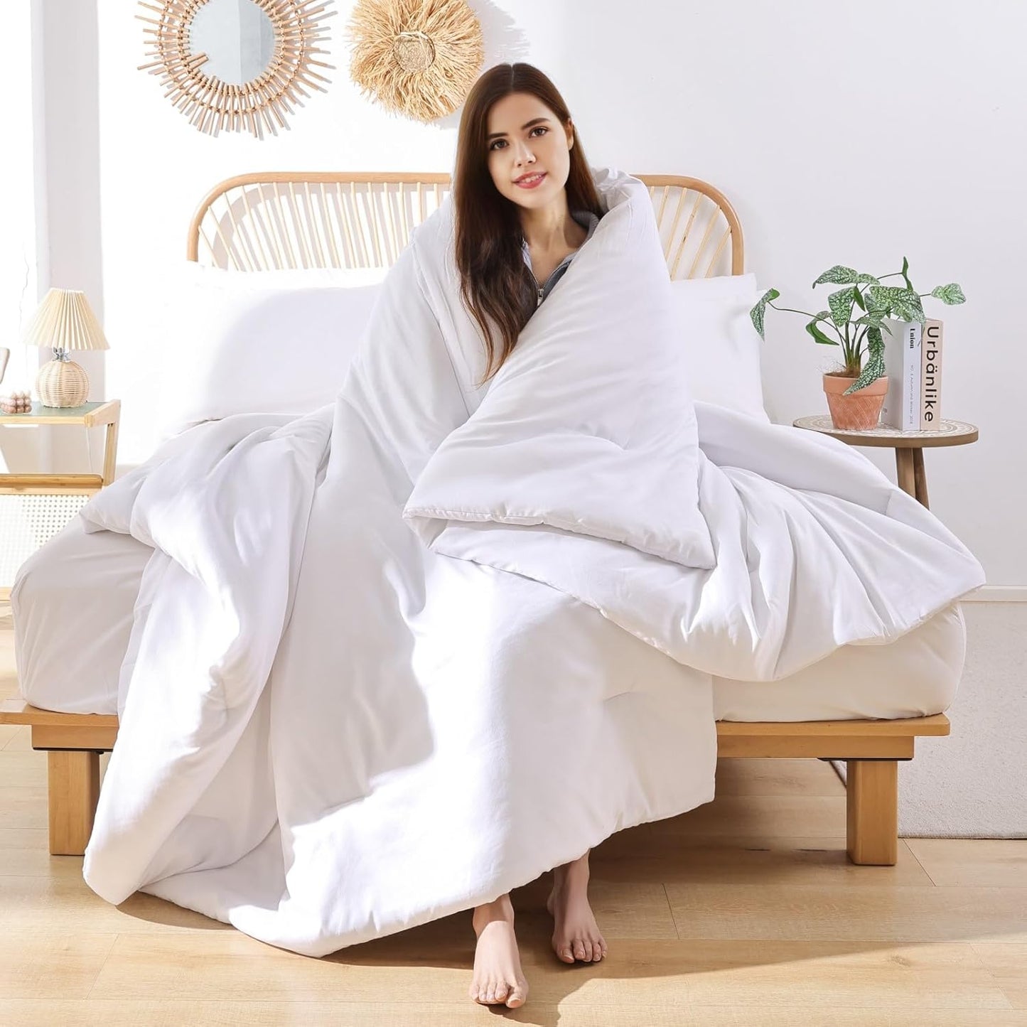 ROSGONIA Oversized King Comforter 128x120, 3pcs Super King Plus (1 White Comforter & 2 Pillowcases) Lightweight Oversized Bedding Set Blanket