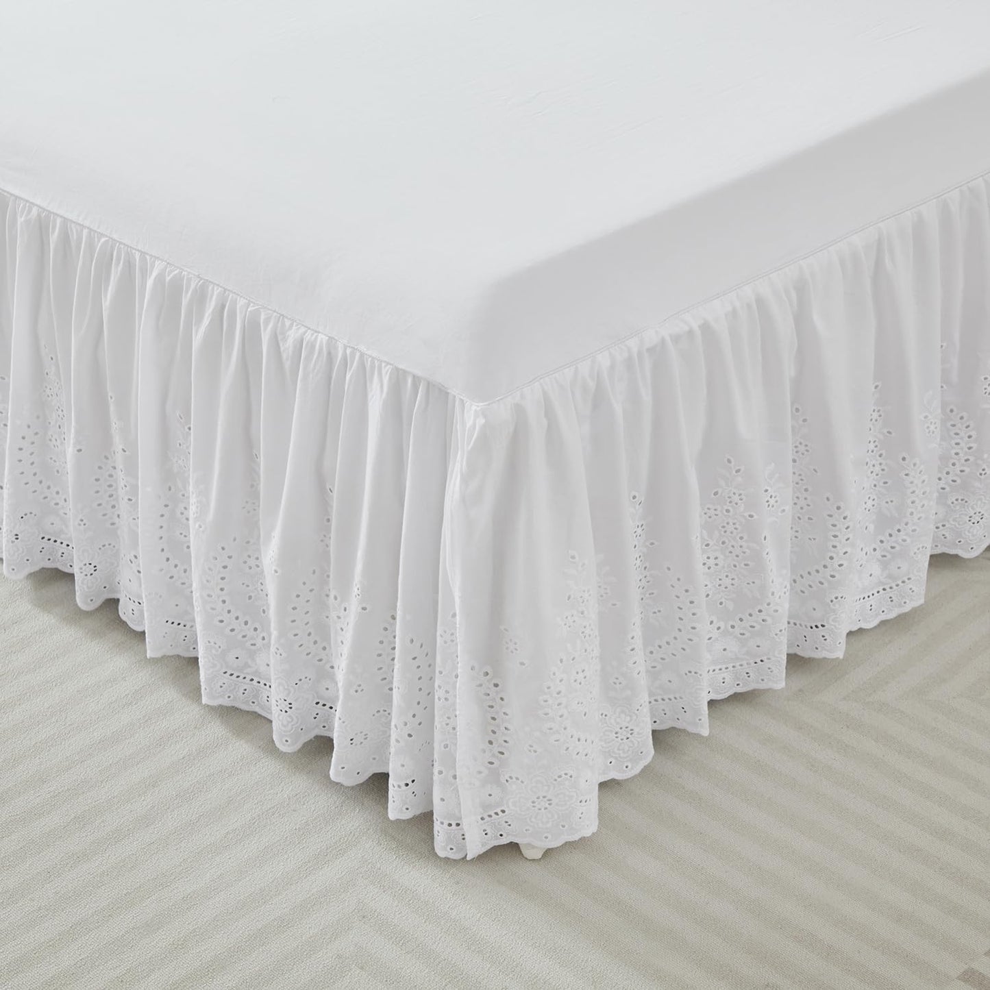 Brandream White Eyelet Bed Skirt King Size 100% Cotton Ruffled Dust Ruffle Bed Skirt 18 Inch Drop with Embroidered Floral Design Queen Size Beds