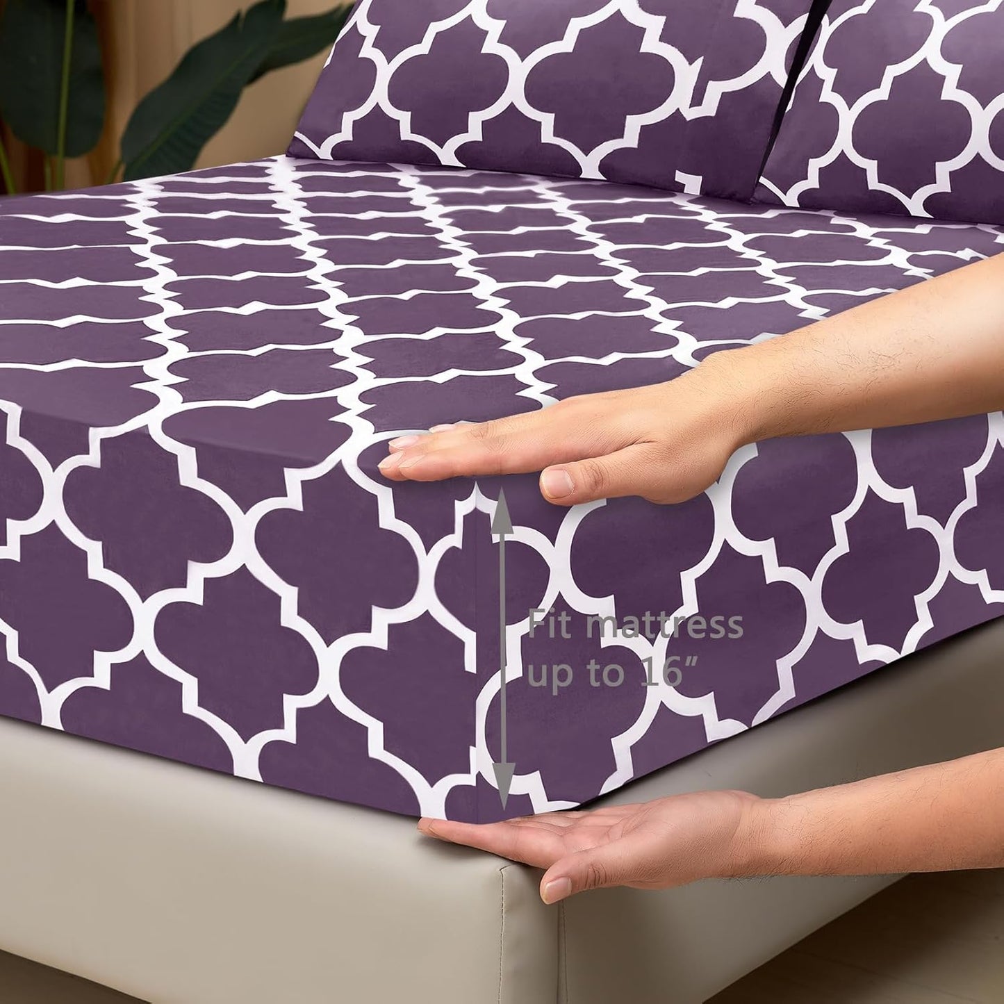 Mejoroom King Bed Sheet Set - Super Soft Brushed Microfiber 1800 Thread Count Sheets with 15 inch Deep Pocket - Wrinkle Free - 4 Piece (King, Purple Quatrefoil with White Pattern)