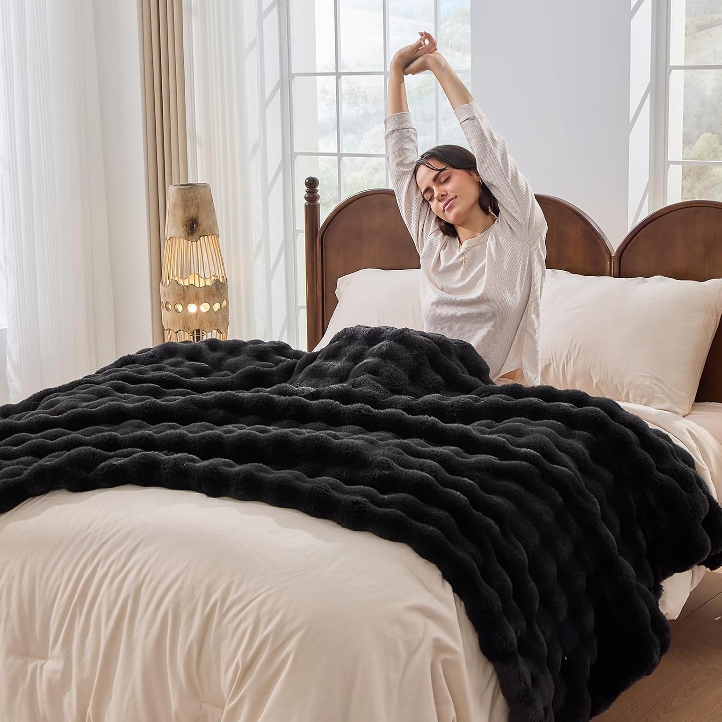 Fluffy Plush Faux Rabbit Fur Throw Blanket - Cozy, Fuzzy Bubble Blanket with Thick, Warm Decorative Fabric for Bed, Sofa (Queen Size 90''x90'', Black)