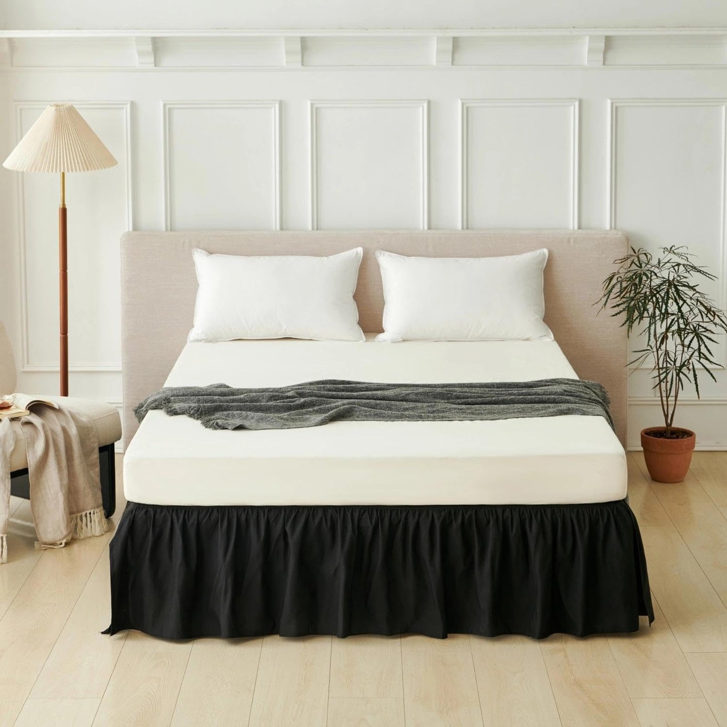Bed Skirt Queen Size Ruffled Bed Skirt with Split Corners, Black Queen Bed Skirts 16 Inch Drop with Platform, 16'' Queen, Black