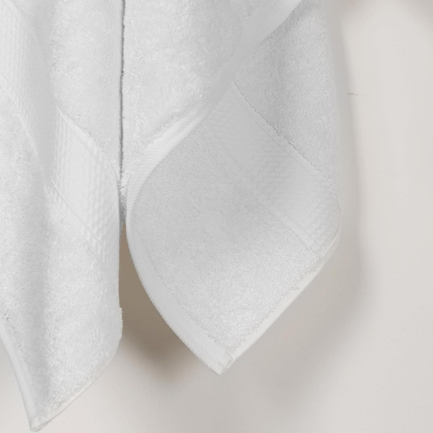 Superior Egyptian Cotton Pile Bath Towel Set of 2, Ultra Soft Luxury Towels, Thick Plush Essentials, Absorbent Heavyweight, Guest Bath, Hotel, Spa, Home Bathroom, Shower Basics, White