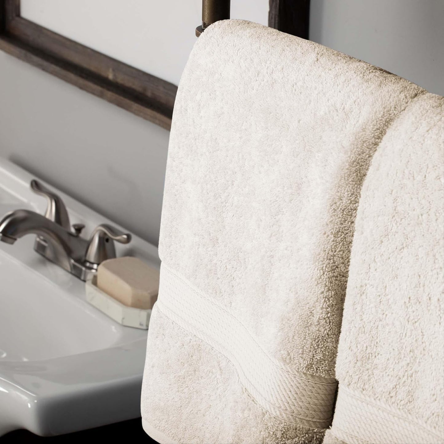 Superior Egyptian Cotton Pile 10 Piece Towel Set, Includes 2 Bath, 4 Hand, 4 Face Towels/Washcloths, Ultra Soft Luxury Towels, Thick Plush Essentials, Guest Bath, Spa, Hotel Bathroom, Cream