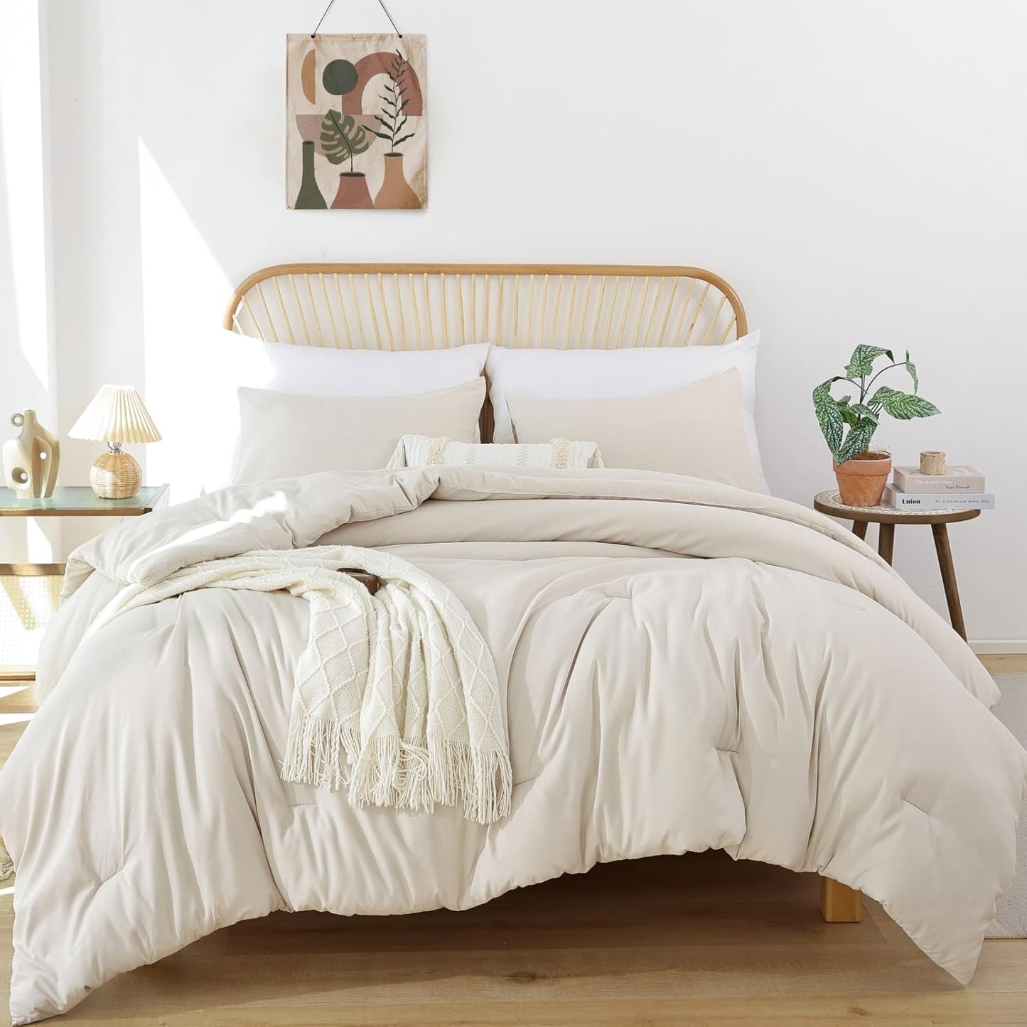 ROSGONIA Beige Twin/Twin XL Comforter Set for College Girls Boys, 1 Comforter & 1 Pillowcase, All Season Kids Comforter Sets Lightweight Dorm Bedding