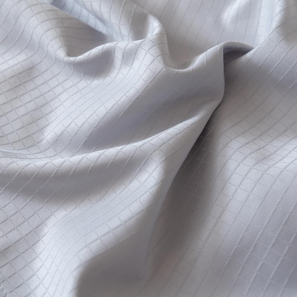 Queen Bed Skirt, Grid Plaid Soft Quadruple Pleated Ruffle Bed Skirt, Tailored Dust Ruffle 12 Inch Drop Easy Fit, Machine Washable (Silver Grey)
