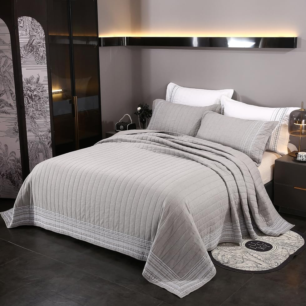 Quilt Set Floral Leaves 3D Embroidery Pattern 3 PCS Cotton Reversible Quilted Embroidered Decorative Bedspreads Coverlet Set, Lightweight &Soft Queen Size Beige Bedding Coverlet for All Season