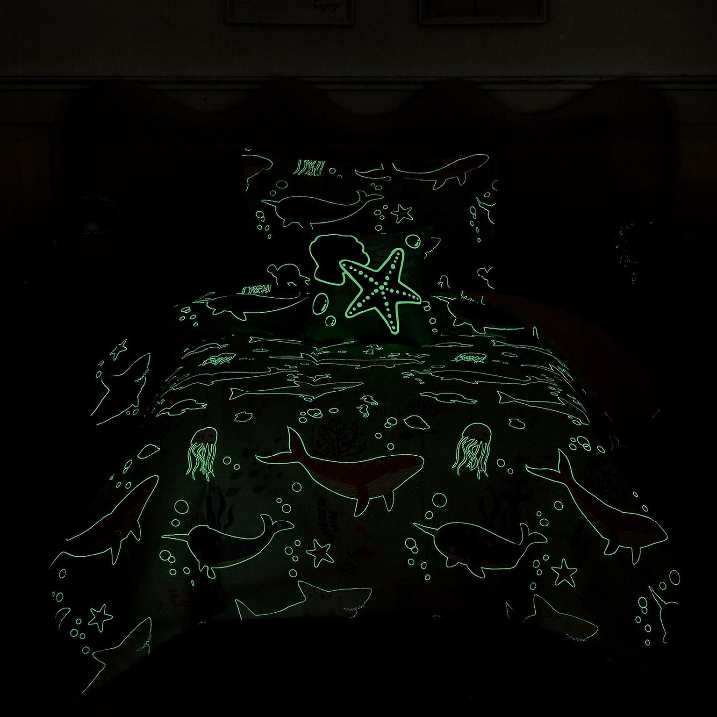 Twin Comforter Set for Girls-3 Pieces Ocean Animals Glow in The Dark Twin Bedding Sets for Kids,1 Comforter,1 Sham and 1 Decor Pillow