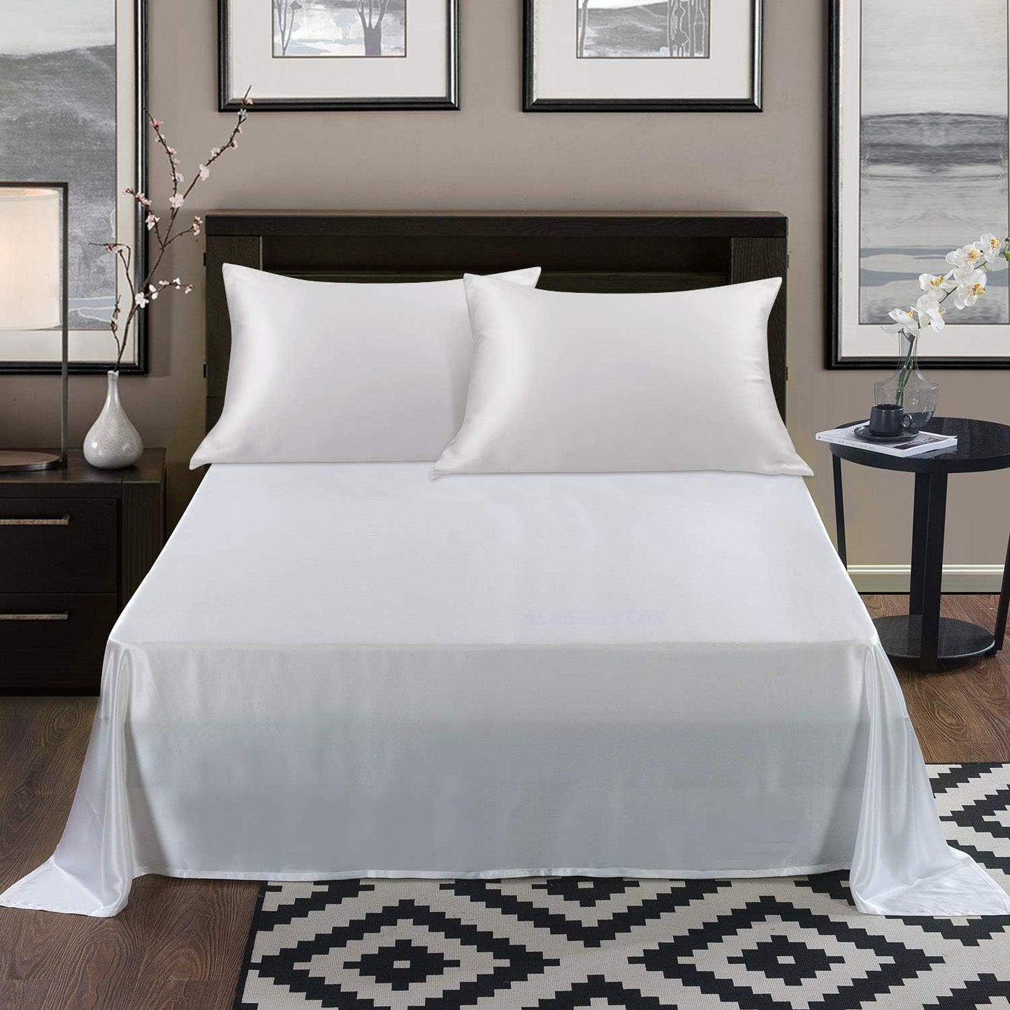 ALASKA BEAR Silk Pillowcase for Hair and Skin, Set of 2 Pure Genuine 22 Momme Mulberry Silk Pillow Cases Queen Size for Bliss Sleep Better Than Poly Satin, Zipper Closure(2pc,Ivory)