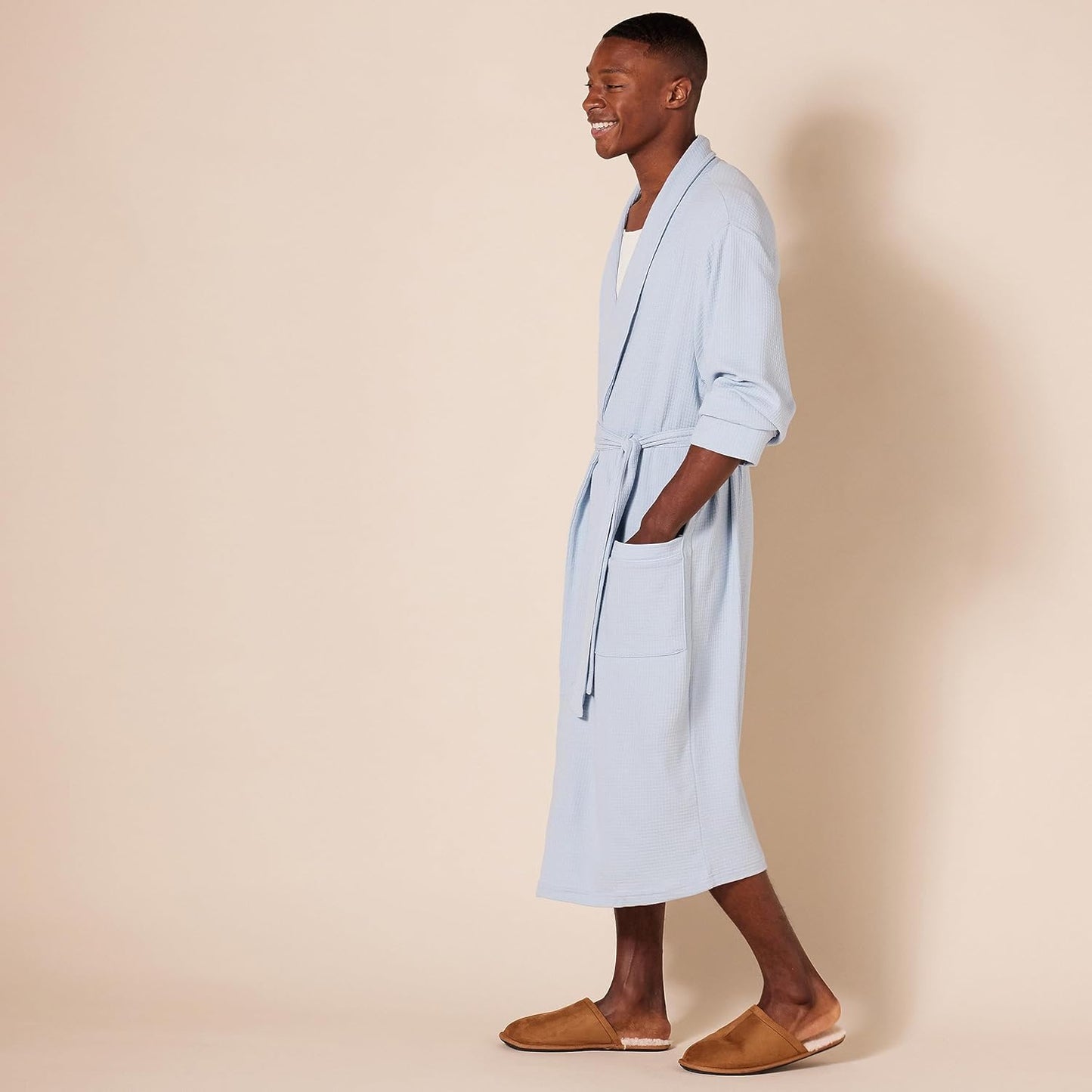 Amazon Essentials Mens Lightweight Waffle Bathrobe (Available in Big & Tall)
