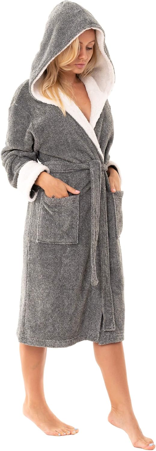 Florentina Women's Soft Fleece Robe