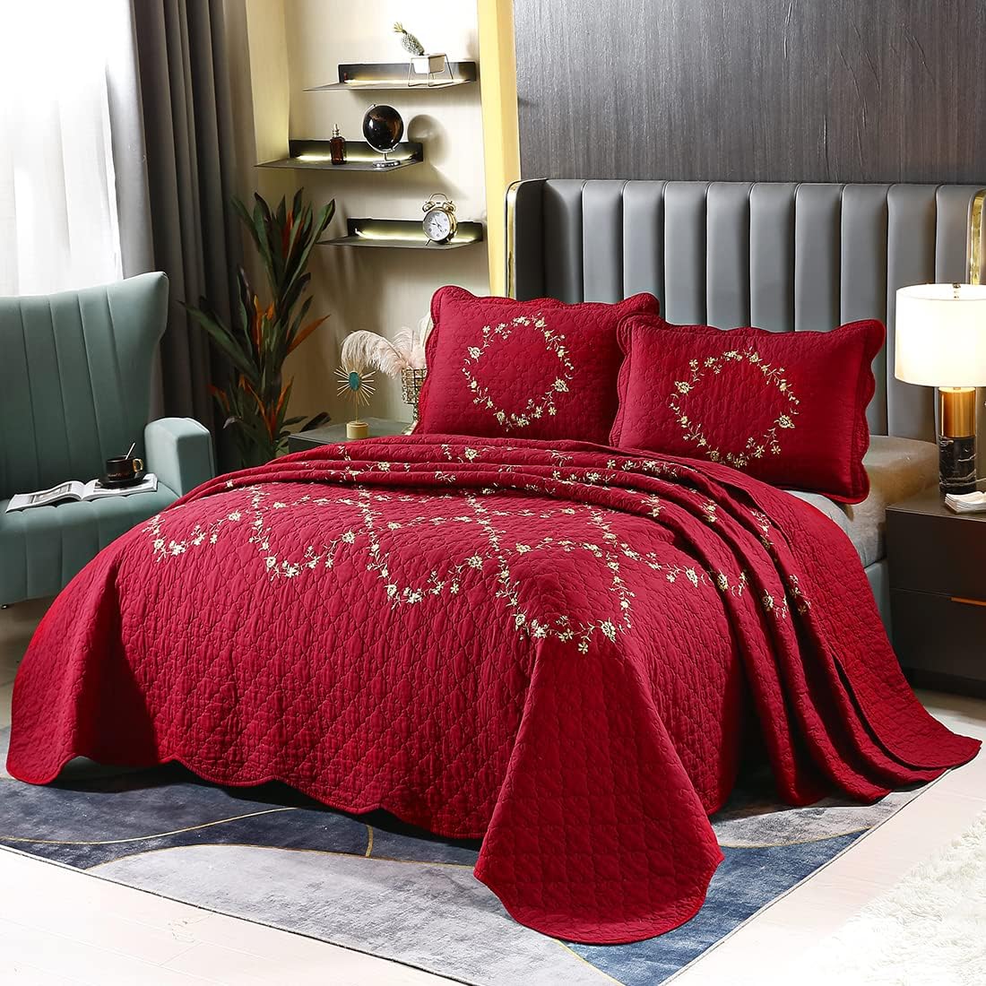 vctops 3-Piece Floral Embroidered Bedspread Coverlet Set Oversized Queen 100% Cotton Reversible Patchwork 1 Quilt and 2 Pillow Shams (Red,Oversize Queen)