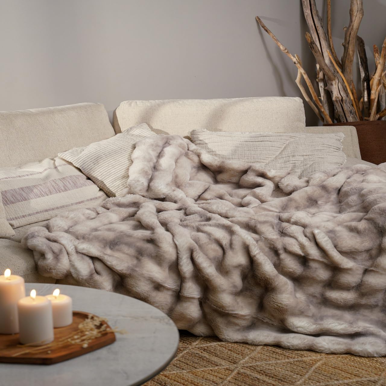 Mon Chateau 60" x 70" Dream Faux Fur Throw, Marble Print Plush Luxury Blanket for Couch, Sofa, or Bed, Soft Reversible Throw Blanket for Sleeping, Home & Room Decor, Driftwood Bubble