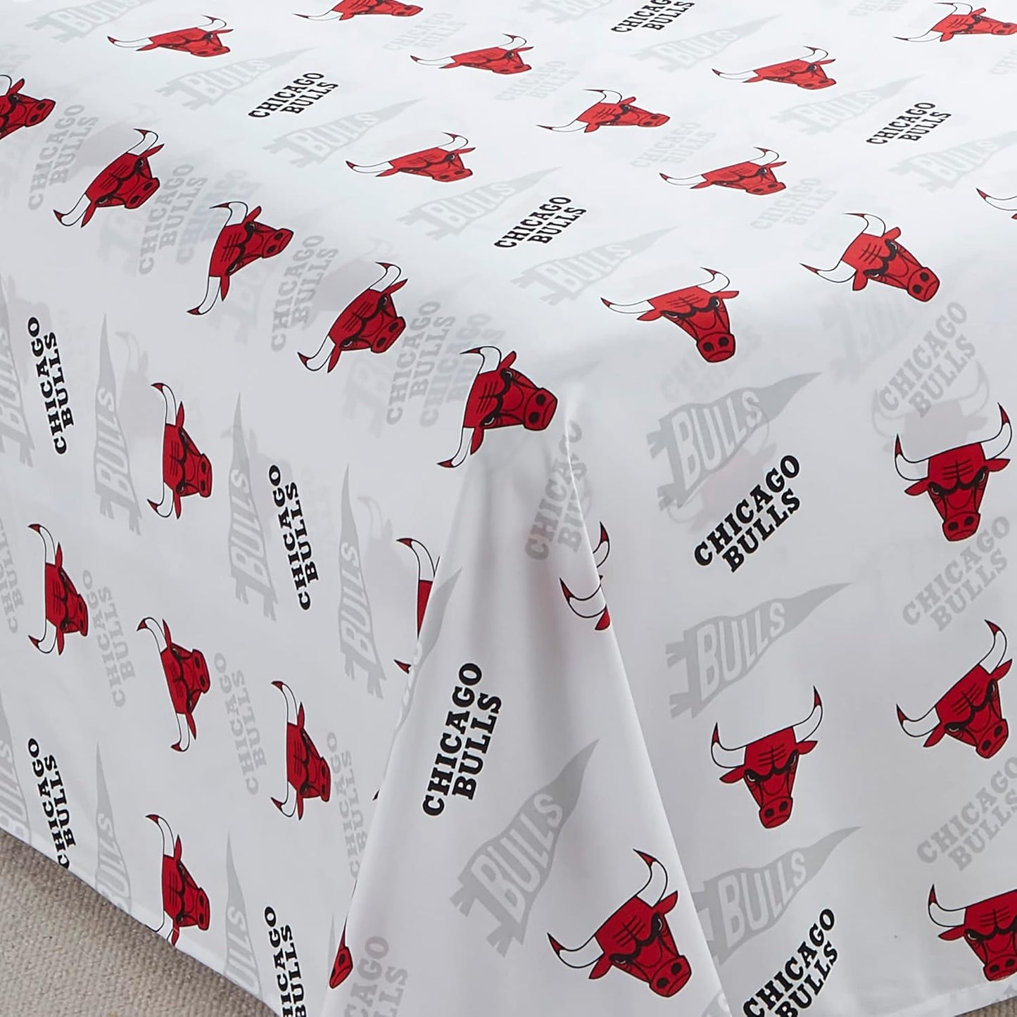 NORTHWEST Officially Licensed Chicago Bulls NBA Full Size Sheet Set – Soft Team Logo Bedding for Dorms, Bedrooms, Fan Caves & Game Day Style