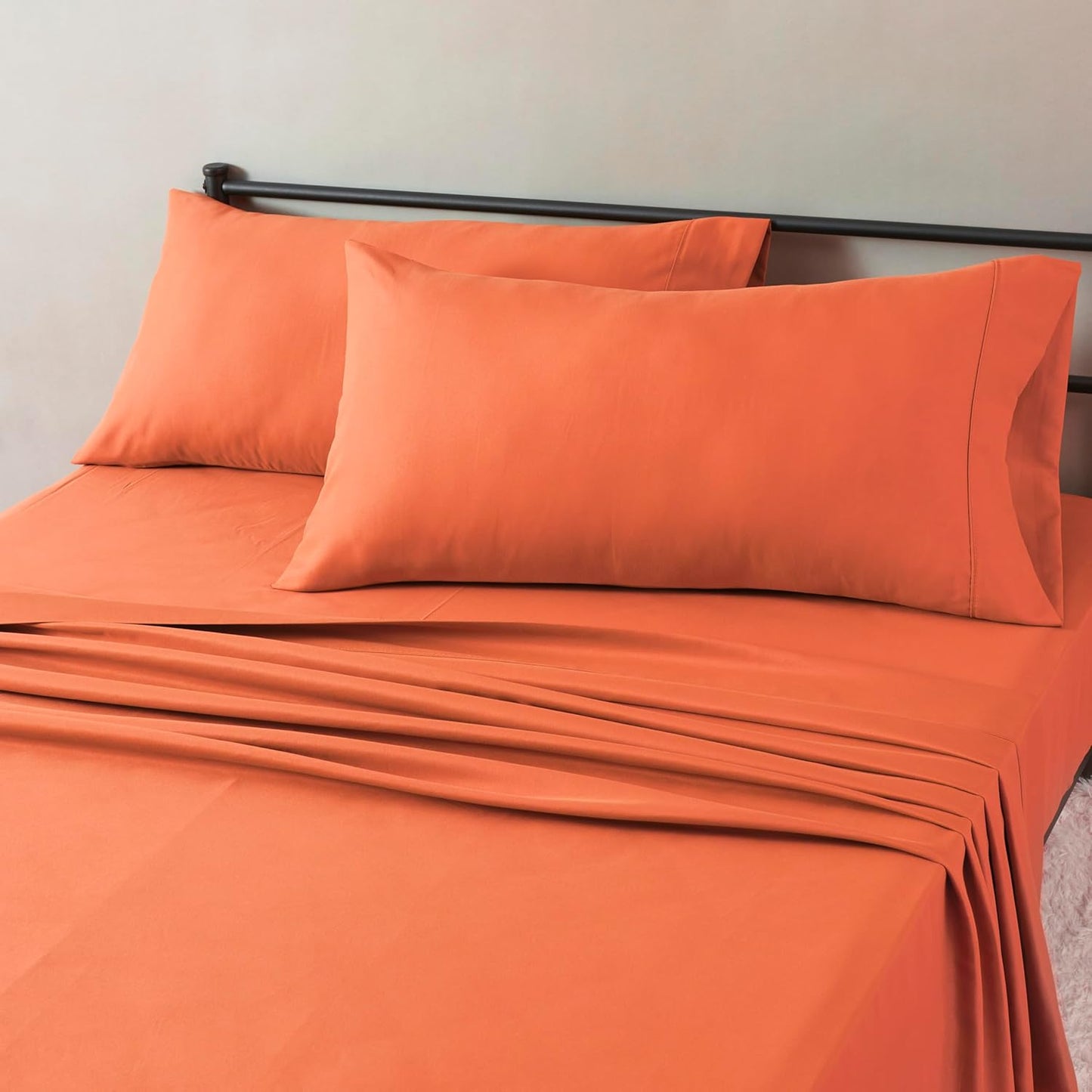 Amazon Basics Lightweight Microfiber 4-Piece Bed Sheet Set, Brick, Solid, King