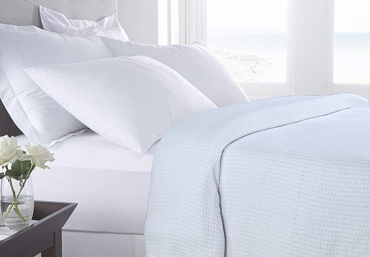 HILLFAIR 100% Combed Cotton Blanket– California King Size Bed Blanket – Warm Soft All Season Breathable Blankets – 102 x 108 inch Extra Large Oversized California King Cotton Blankets for Bed- White