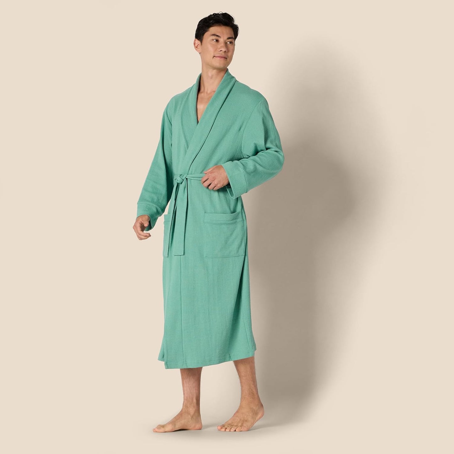 Amazon Essentials Mens Lightweight Waffle Bathrobe (Available in Big & Tall)