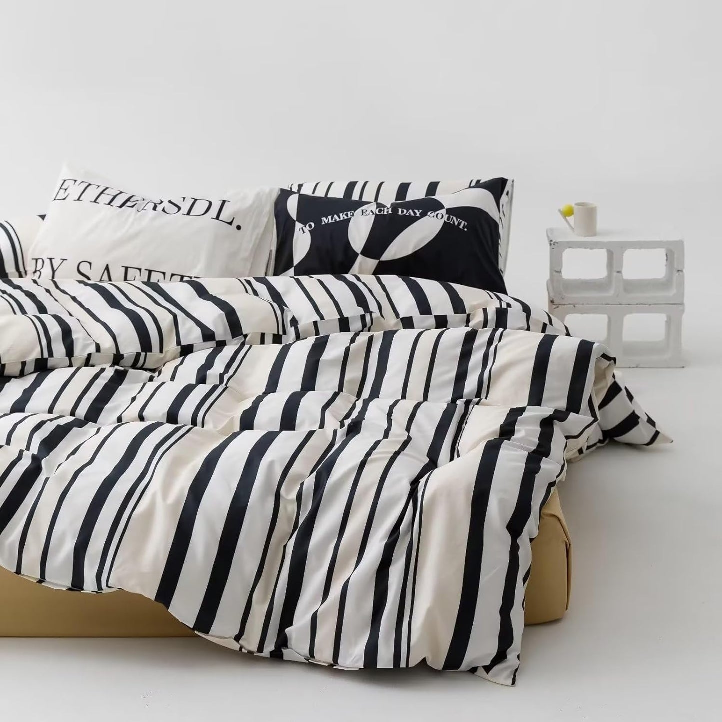 Cottonight Black and White Striped Comforter Set King Geometric Bedding Comforter Women Men Beige Black Blanket Quilts Geometric Ticking Bedding Set Fluffy Folkloric Boho Quilts for King Bed