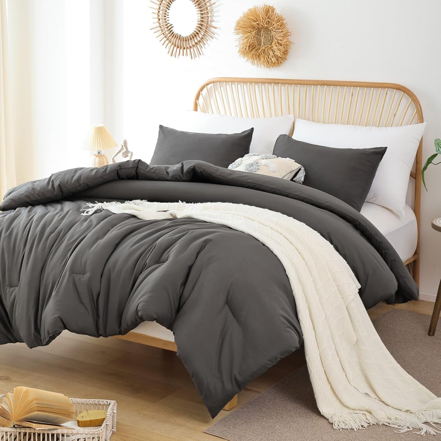 ROSGONIA Oversized King Comforter 128x120, 3pcs Super King Plus (1 Dark Gray Comforter & 2 Pillowcases) Lightweight Oversized King Bedding Set Blanket