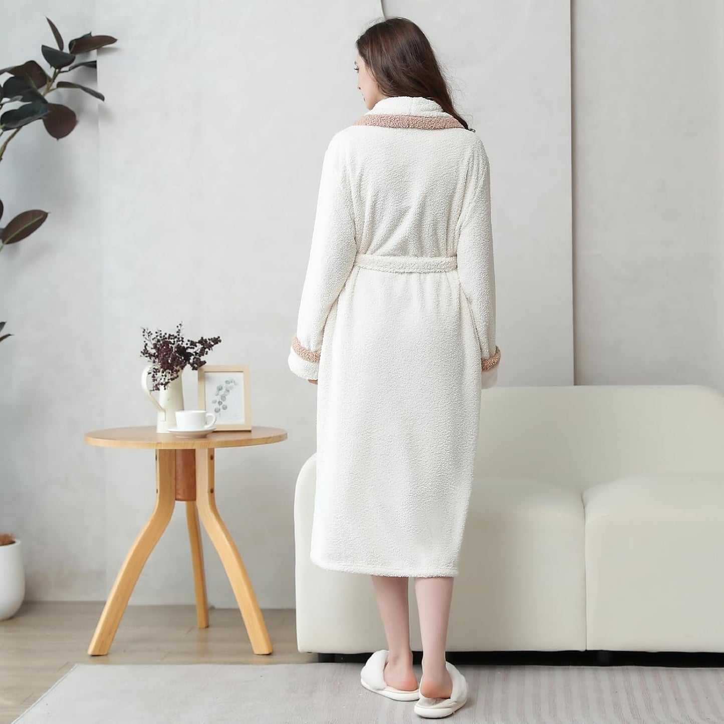 Oksun Womens Long Fleece Robe: Soft Fluffy Warm Bathrobe - Cozy Winter Housecoat Nigthgown with Chic Piping