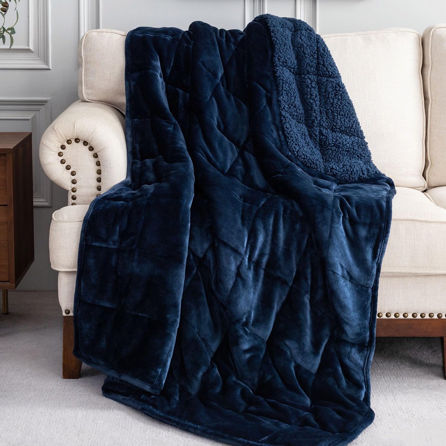Sivio Sherpa Fleece Weighted Blanket for Adult, 20lbs Heavy Fuzzy Throw Blanket with Soft Plush Flannel, Reversible Full-Size Super Soft Extra Warm Cozy Fluffy Blanket, 60x80 Inch Dual Sided Navy Blue