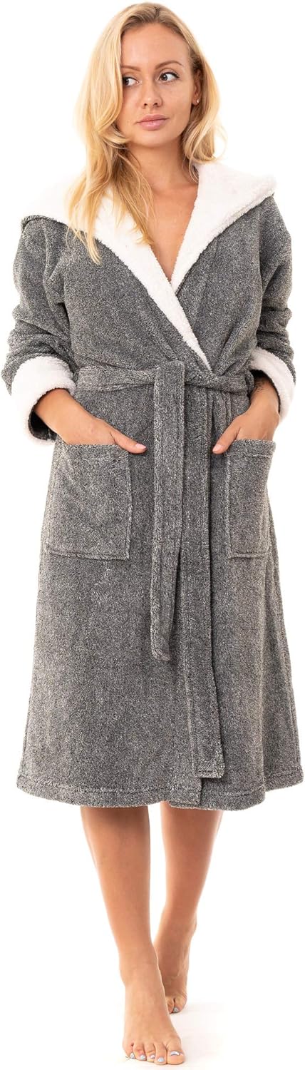 Florentina Women's Soft Fleece Robe