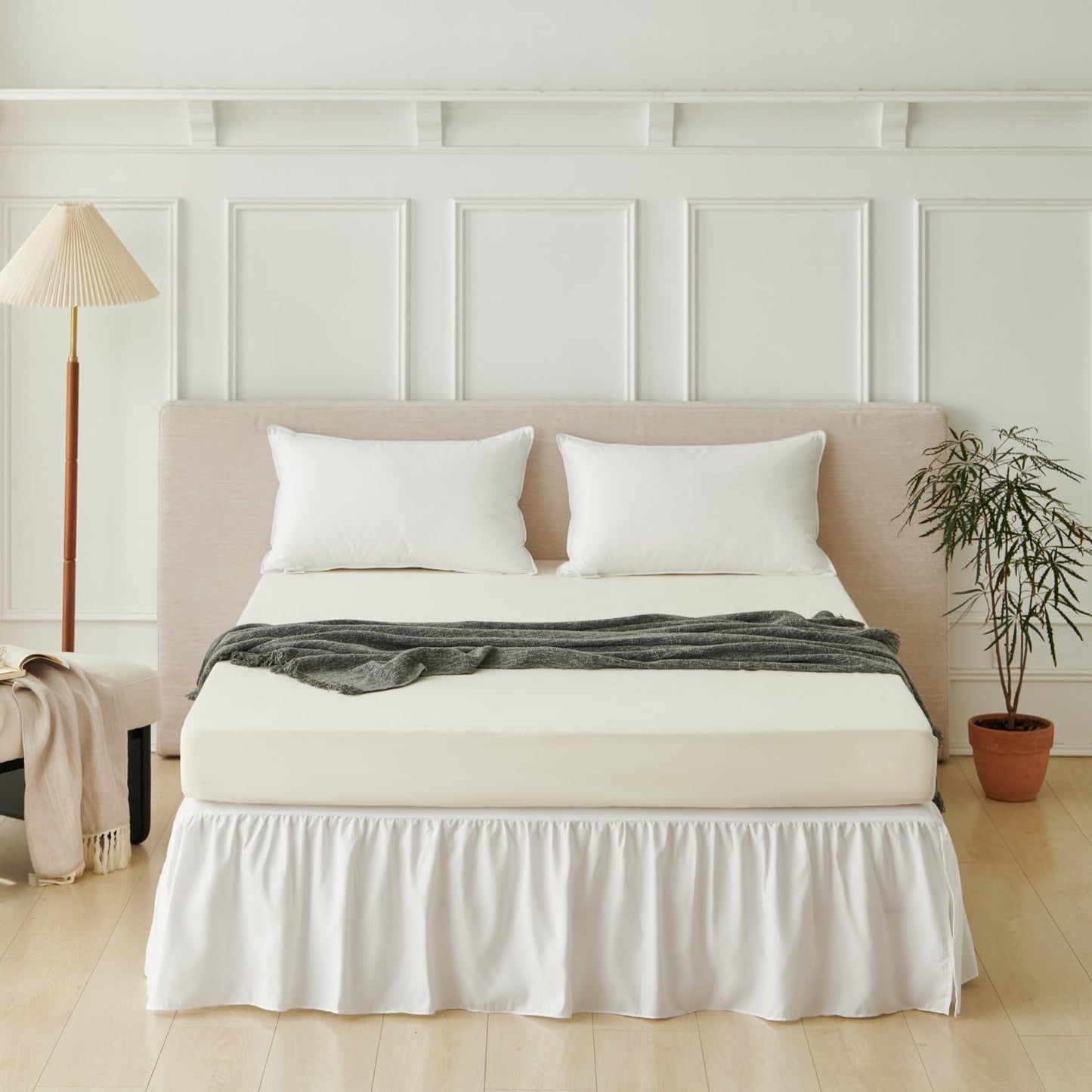 Bed Skirt Full Size Ruffled Bed Skirt with Split Corners, Full Bed Skirts 18 Inch Drop with Platform, White, 18'' Full