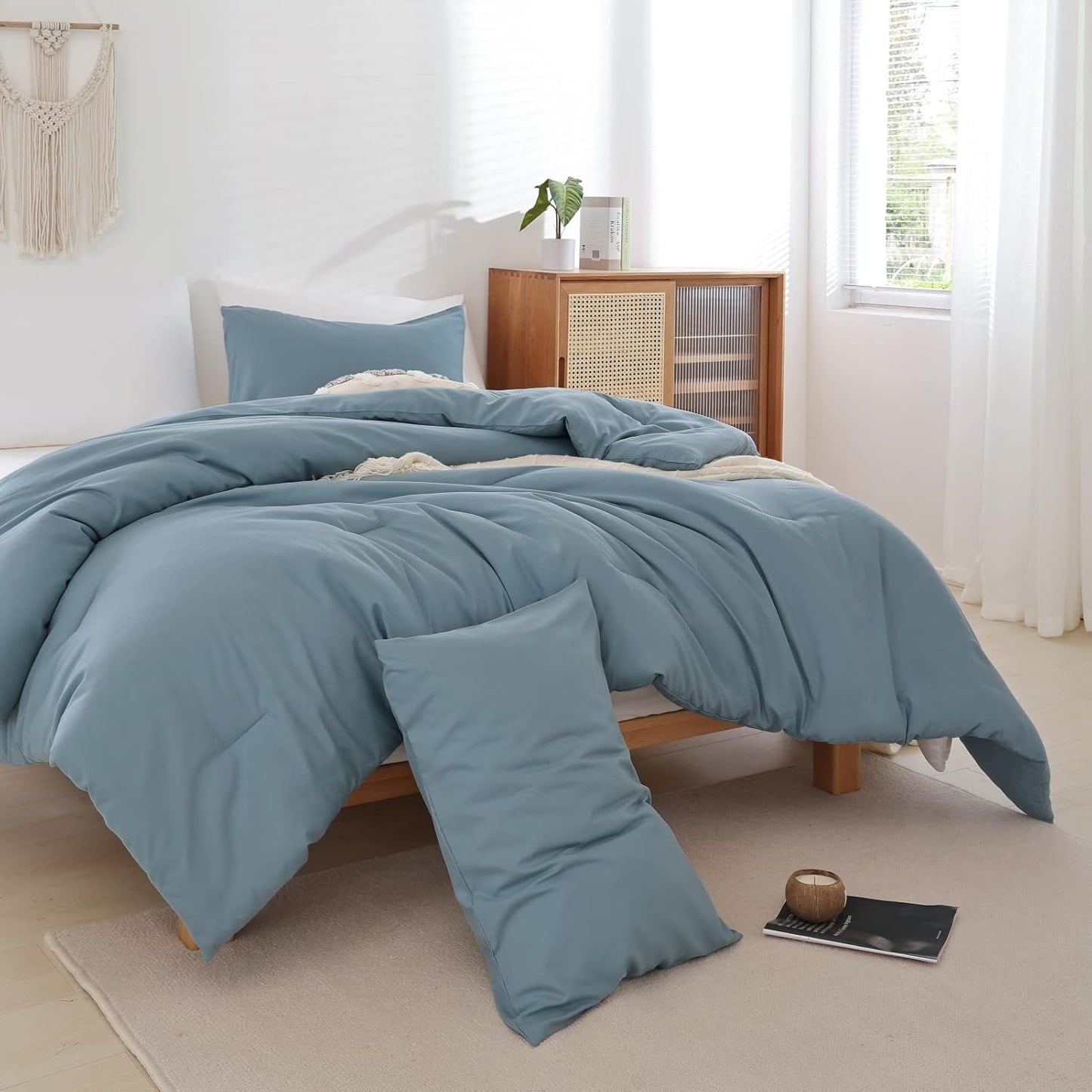 ROSGONIA Dusty Blue Twin/Twin XL Comforter Set for Boys Girls, 1 Blue Comforter & 1 Pillowcase, Lightweight Kids Comforter All Season Dorm Bedding