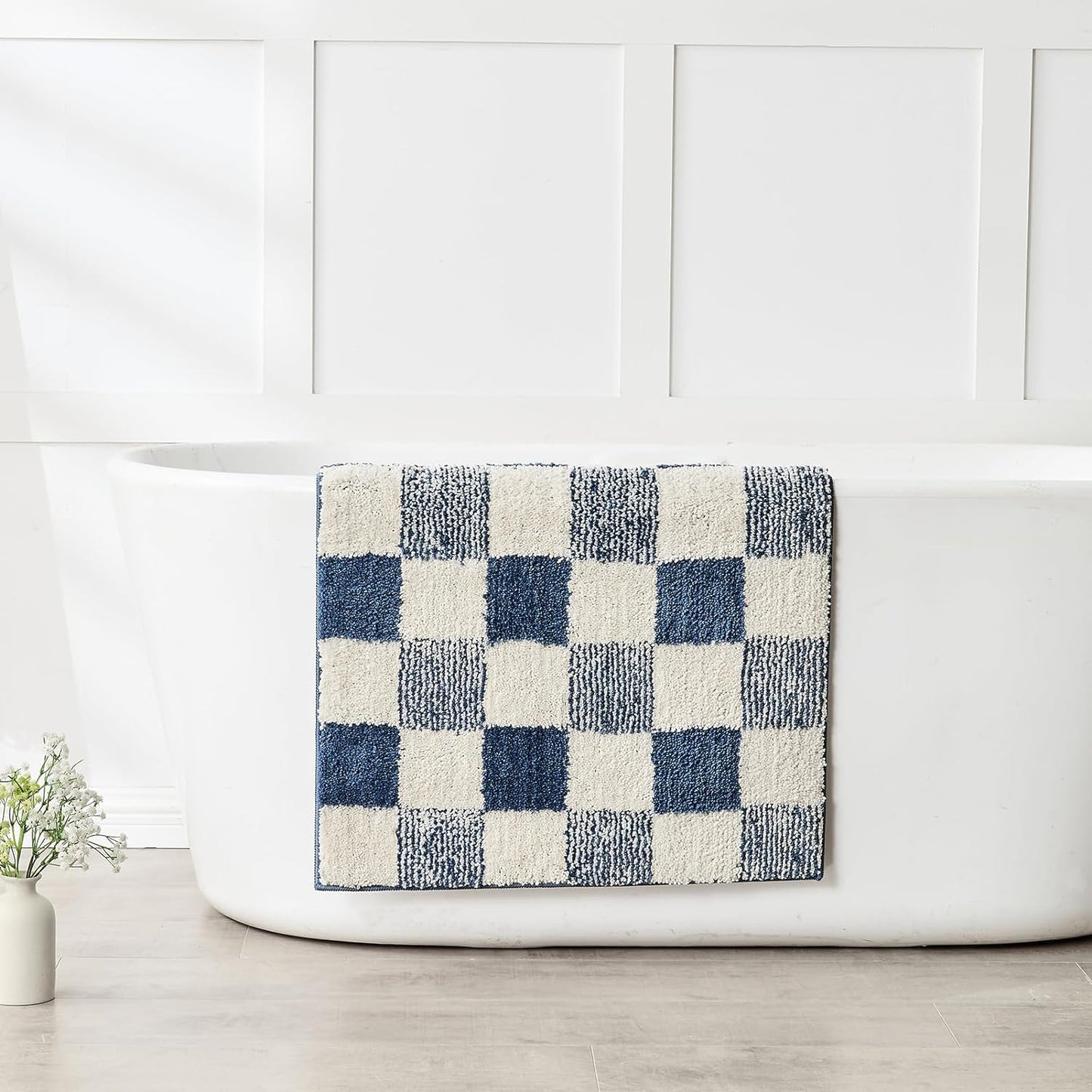 CozeCube Bath mats for Bathroom Non Slip, Fluffy Absorbent Microfiber Bath mat Washable, Aesthetic Bathroom Rugs, Large Navy Blue Checkered Bath mat, Navy Blue, 36" x 24"