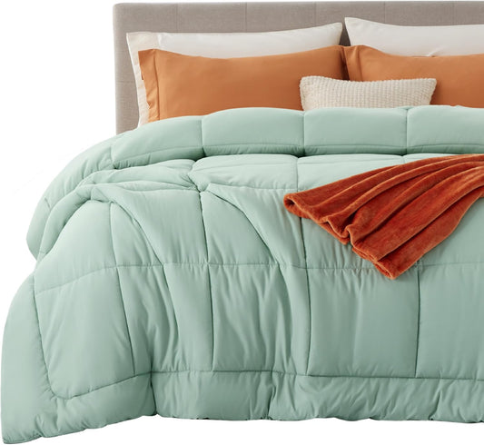 Bedsure Comforter Duvet Insert - Quilted Comforters Oversized King Size, All Season Duvet, GentleSoft Down Alternative Bedding, with 8 Tabs, Gifts for Women, Sage Green, Oversized King 116x98 Inches