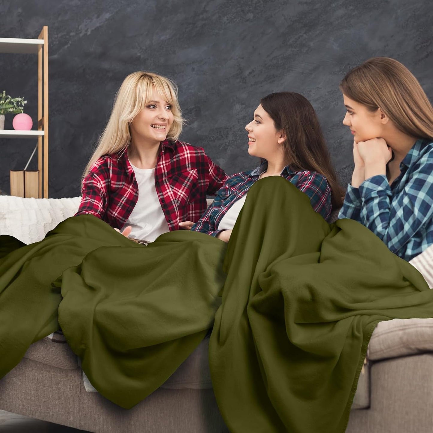 Kinlop Fleece Blanket Bulk 60 x 50 Inch Soft Lightweight Fleece Cozy Blanket Warm Throw Plush Pet Throw for Bed Couch Sofa Home Office Wedding Gifts Travel Camping(Army Green,40 Packs)
