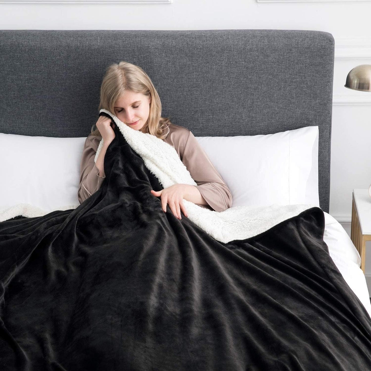 IR Imperial Rooms Sherpa Fleece Throw Blanket Twin Size for Couch - Thick and Warm Fluffy Black Blankets for Winter, Soft and Fuzzy Twin Blanket for Bed, 60x80 Inches