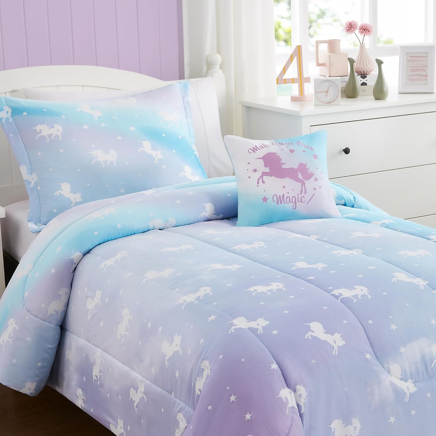 Kids Comforter Set Full Size for Girls, Glow in The Dark Unicorn Bedding Set 1 Comforter, 1 Decor Pillow, 2 Pillow Shams