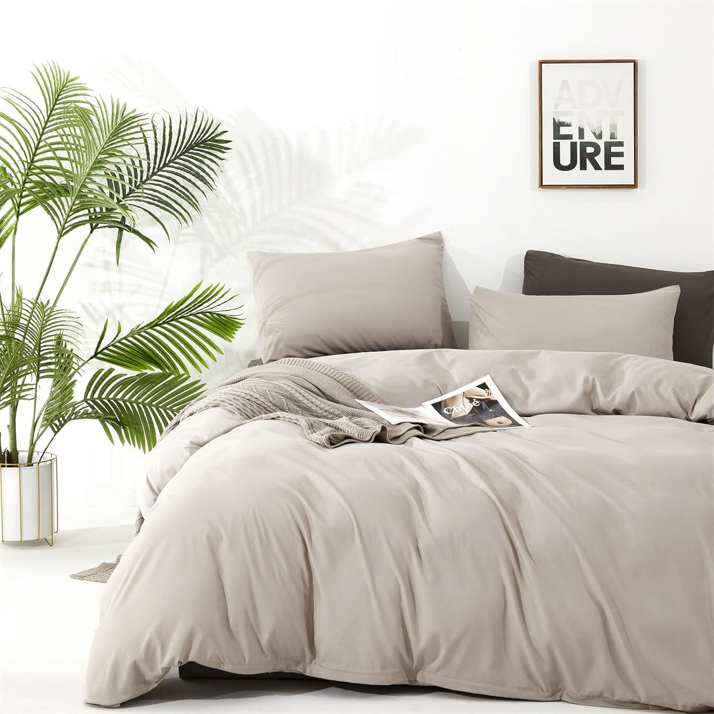 KAREVER Light Khaki Comforter Set King Size Oatmeal Color Bedding Women 3 Pieces Champagne King Bed Blanket Set