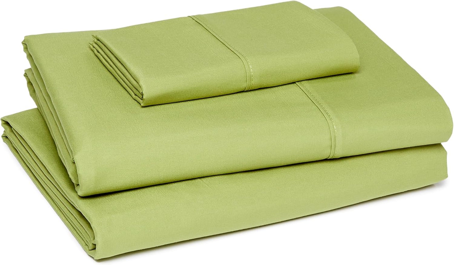 Amazon Basics Lightweight Super Soft Easy Care Wrinkle Free Microfiber 3 Piece Bed Sheet Set with 14-Inch Deep Pockets, Twin, Oliver Light, Solid, Kids, Men & Women Bedding